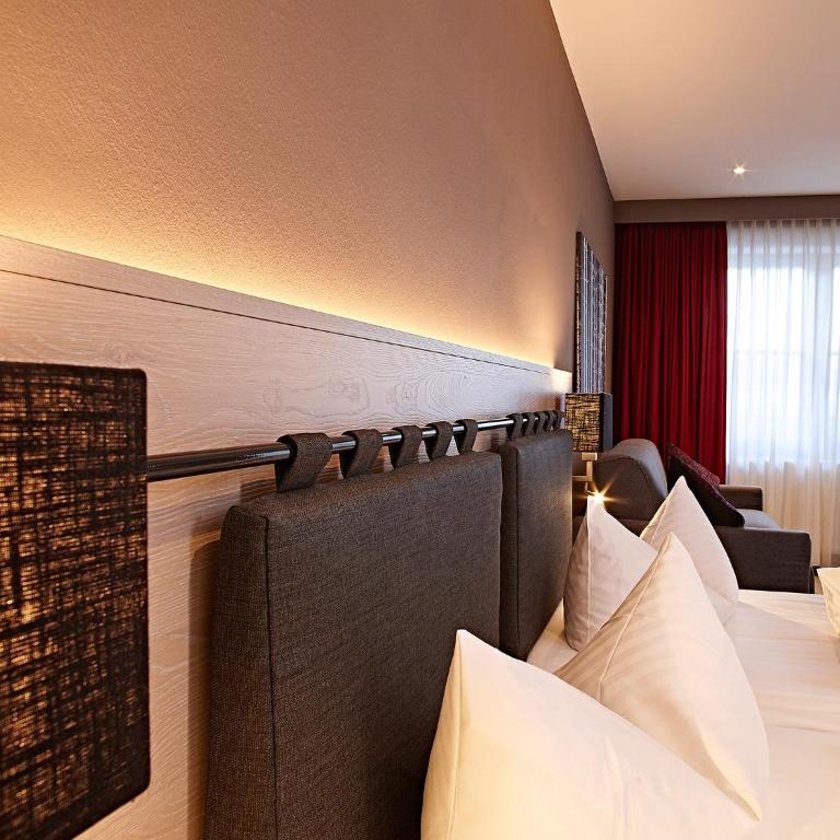 Hotel Die Krone - Immenstadt-Stein - Doppelzimmer mit Balkon - 4