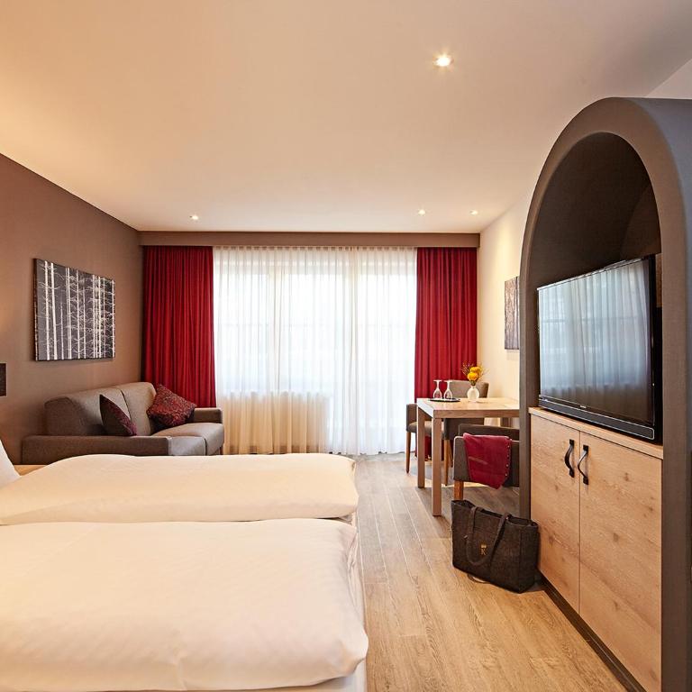 Hotel Die Krone - Immenstadt-Stein - Doppelzimmer mit Balkon - 6