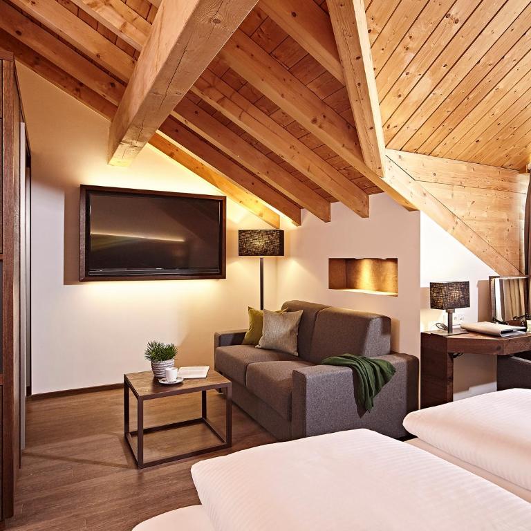 Hotel Die Krone - Immenstadt-Stein - Großes Doppelzimmer - 11