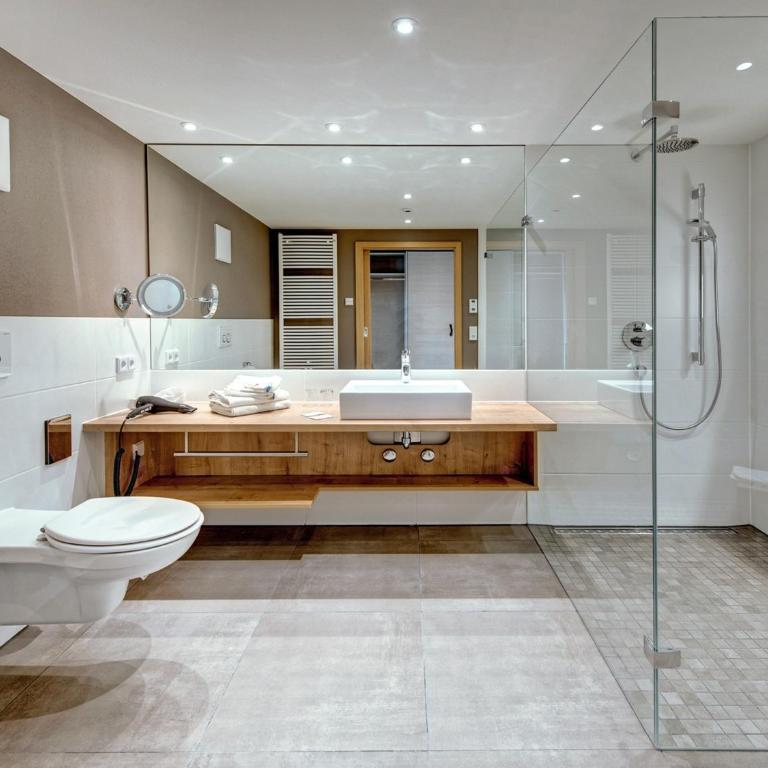 Hotel Die Krone - Immenstadt-Stein - Großes Doppelzimmer - 3