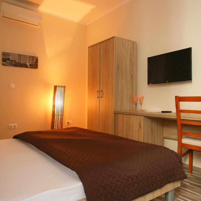 Hotel Hana - Superior Double Room - 9