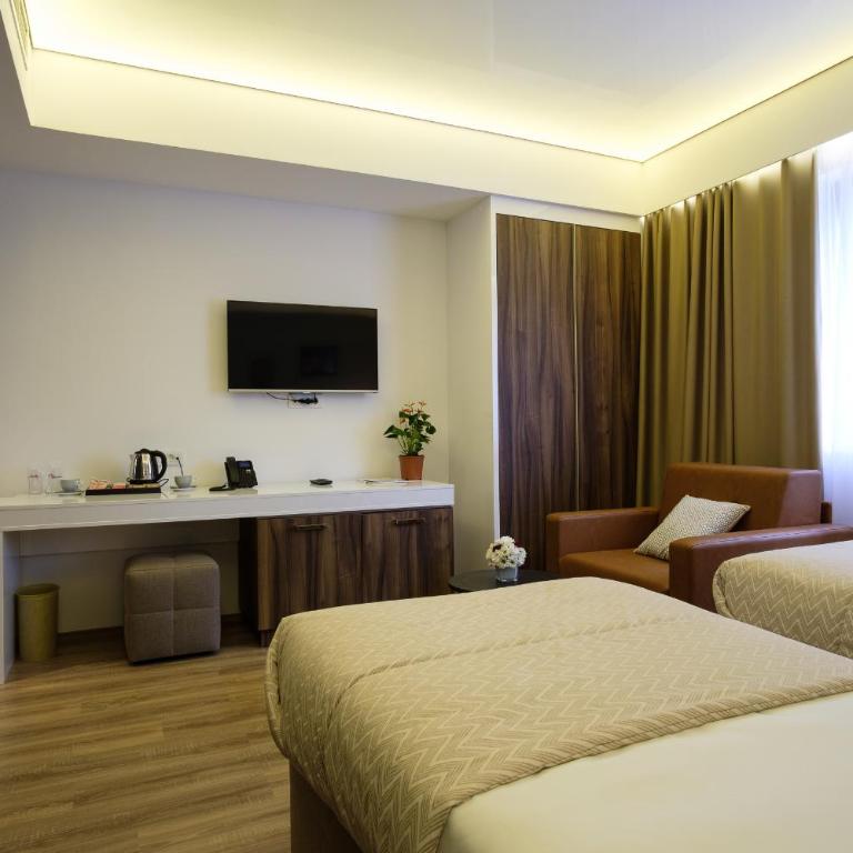 SL Industry Hotel - Deluks Dvokrevetna Soba sa King-sajz Krevetom / Zasebnim Krevetima - 5