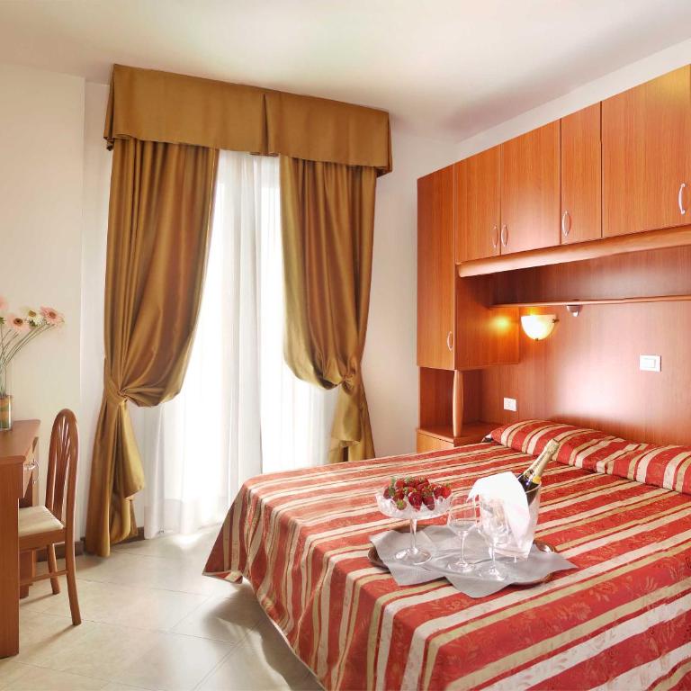 Hotel Storione - Camera Matrimoniale/Doppia con Letti Singoli con Balcone - 6
