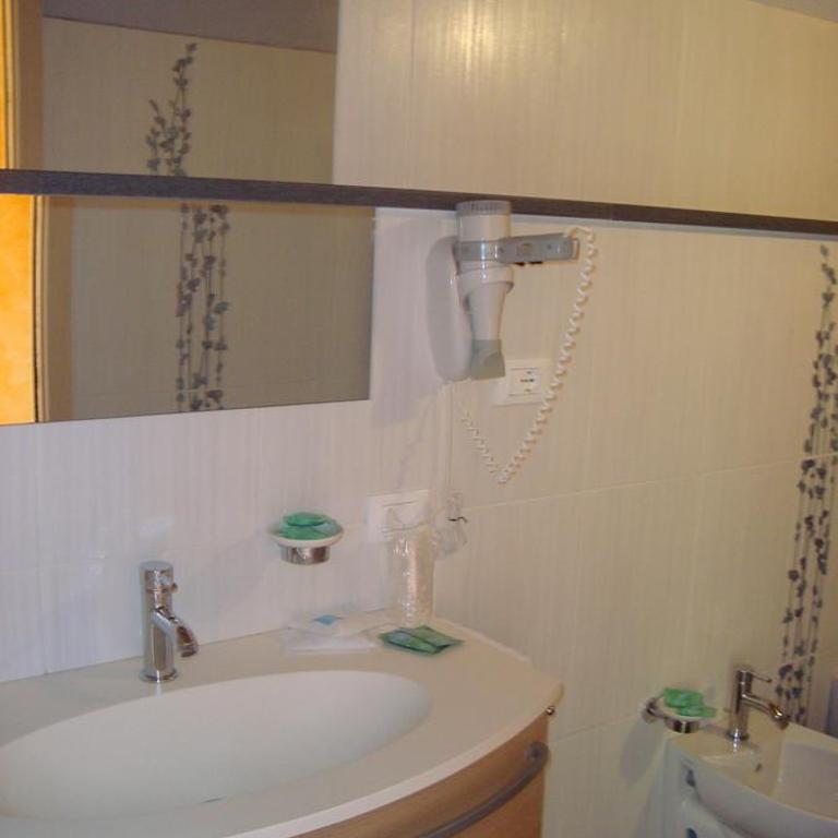 Residenza Pesce D'Oro - Appartamento con 1 Camera da Letto e Balcone - 3