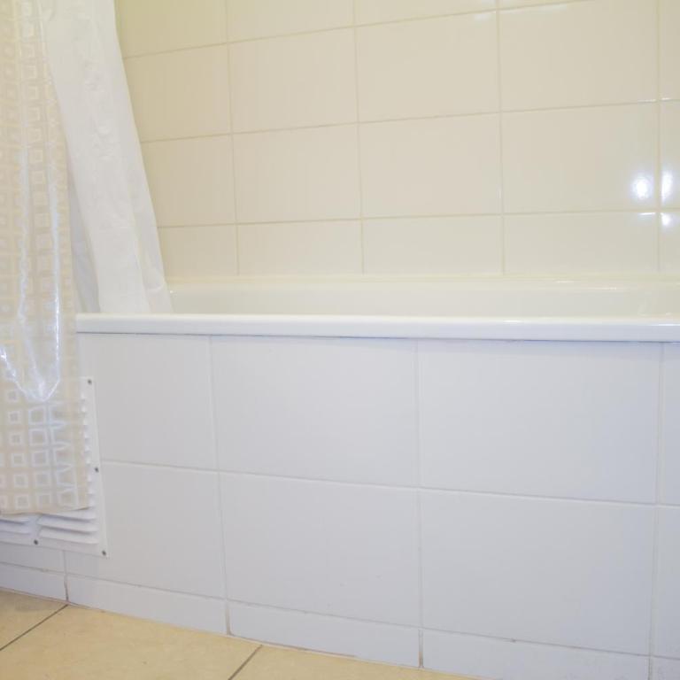 Condominio Mistral V - Apartment with Balcony - 30