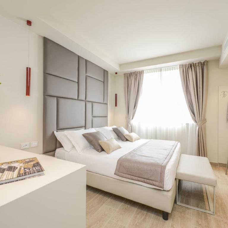 Hotel Villa Garuti - Junior Suite - 6
