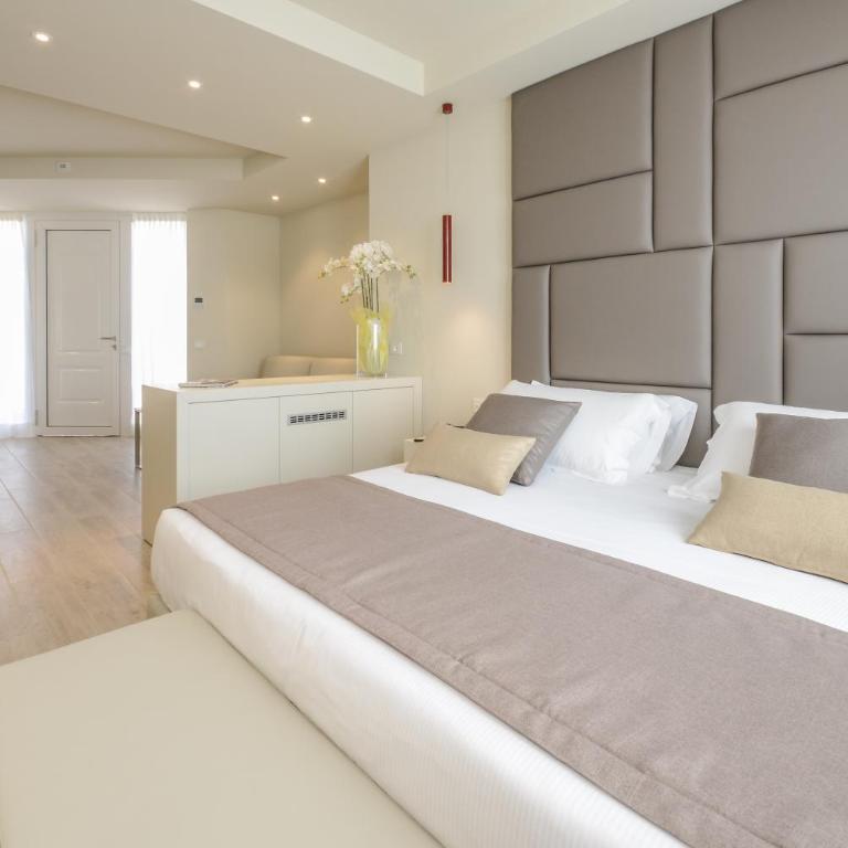 Hotel Villa Garuti - Junior Suite - 8