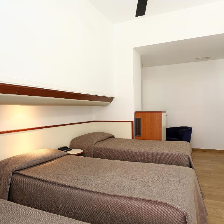 Hotel Corticella - Triple Room - 8