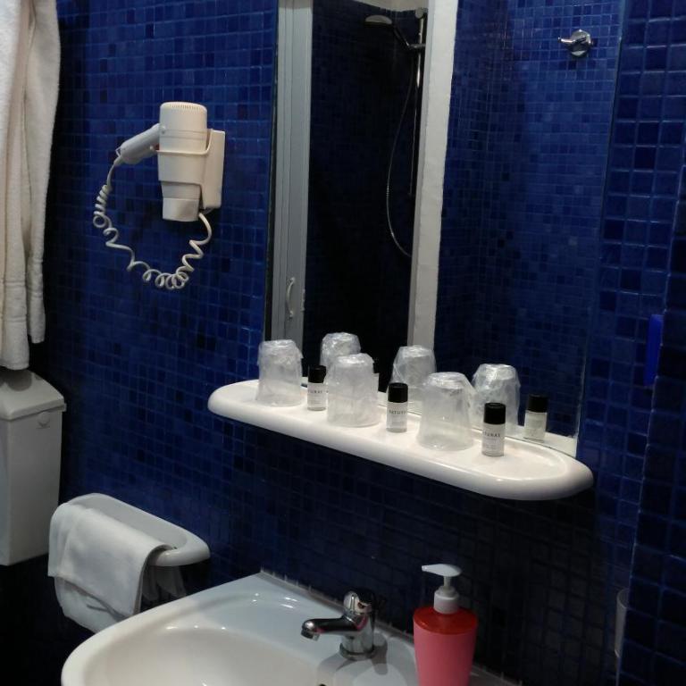 Hotel Santa Croce - Camera Tripla - 4