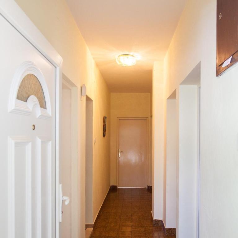 Apartments & Rooms Jelka - Double Room with Sea View - 13