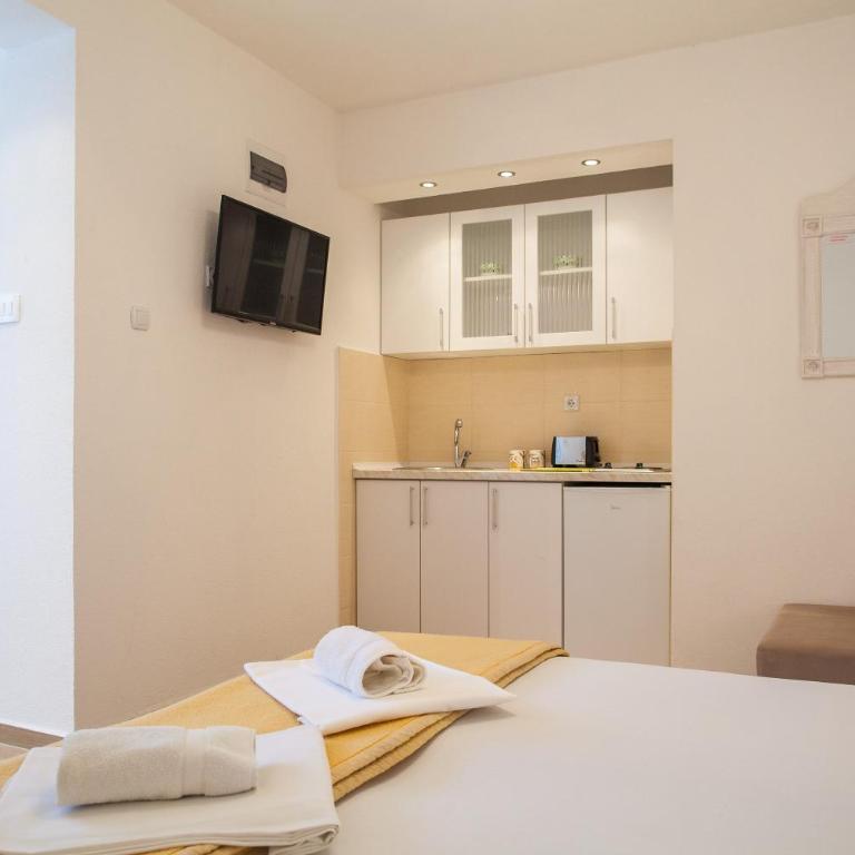 Apartments & Rooms Jelka - Studio Apartment - 02 - 7