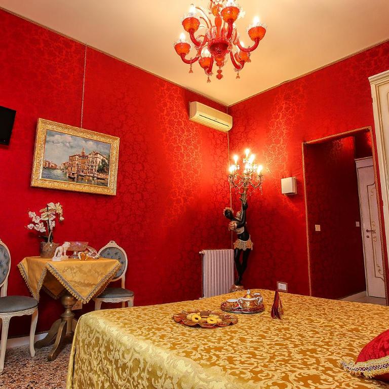 Scalon del Doge B&b - Camera Matrimoniale Deluxe con Vista Canale - 13