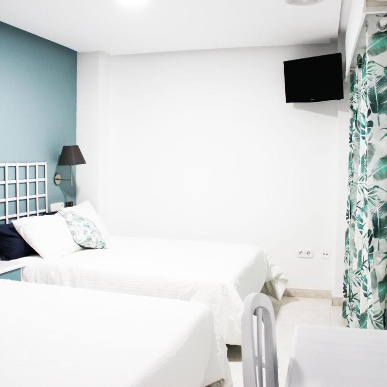 Hugo Beach Hotel & Apartments - Habitación Familiar Estándar - 2