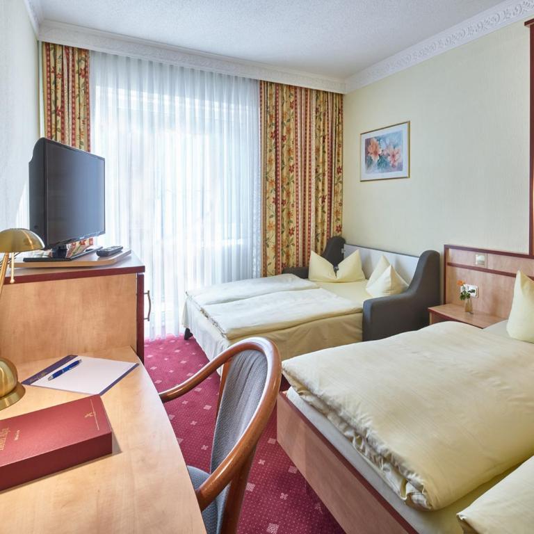 Hotel Alfa Zentrum - Habitación Familiar Confort - 5