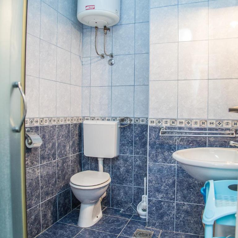 Apartmani Ksenija - Studio with Sea View - 4
