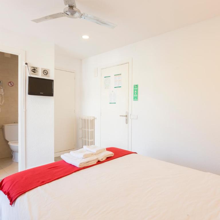 Hostal Bonany - Habitación Doble con balcón - 1 o 2 camas - 22