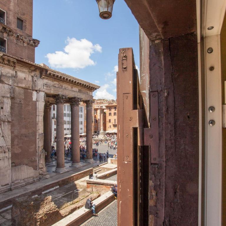 The Pantheon view in the heart of Rome - Deluxe Apartment - 1