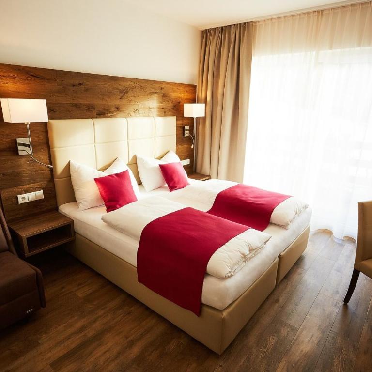 Landhotel Berger - Doppel- oder Zweibettzimmer - 2