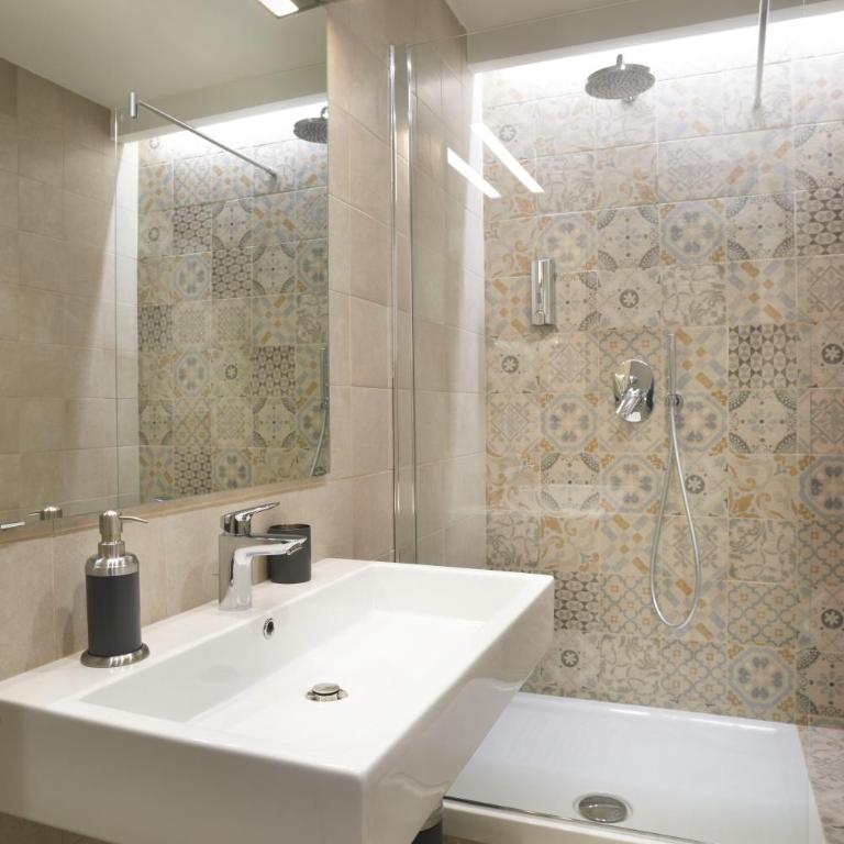B&B EMME21 - Deluxe Double Room with Extra Bed - 4