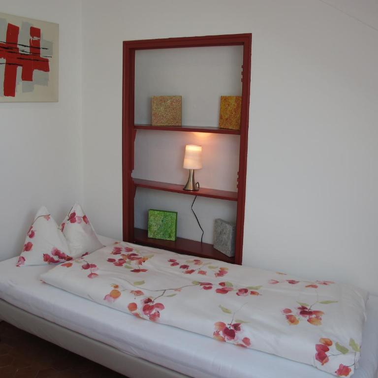 Villa Belle Rive - Chambre Simple Économique avec Douche et Toilettes Communes - 1