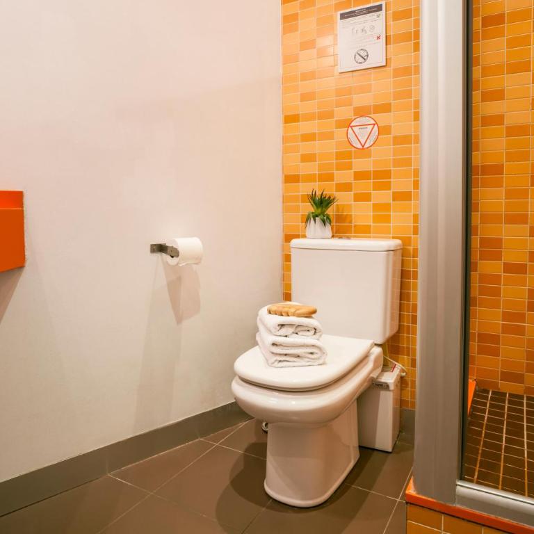 Feelathome Center Apartments - Two-Bedroom Apartment - Pelayo Street (4 Adults) - 4