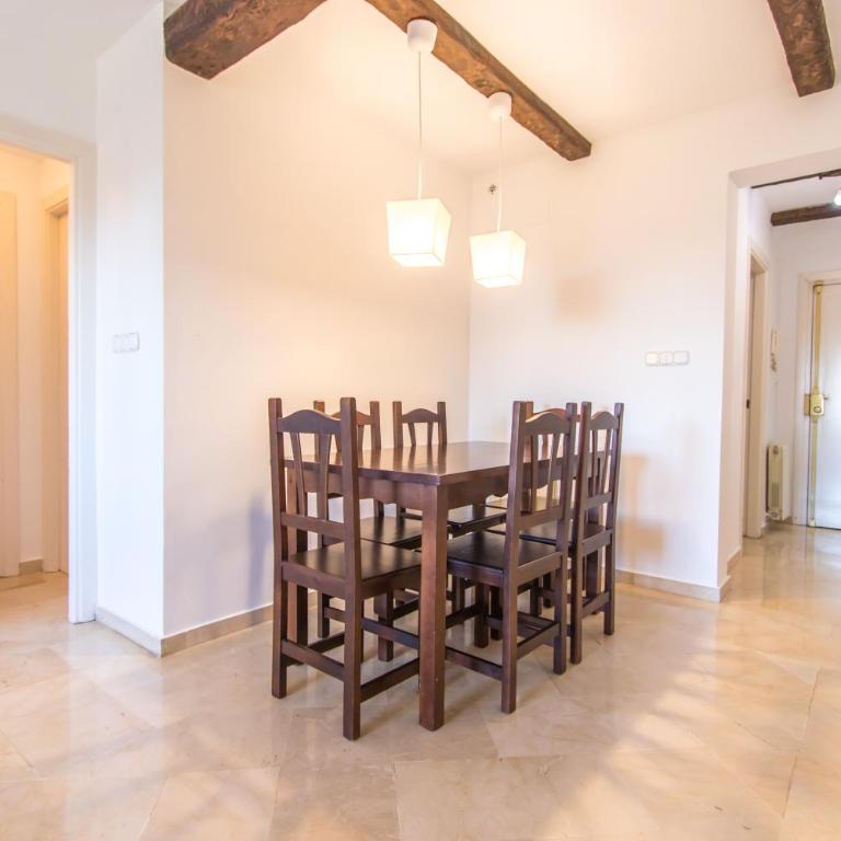 Apartamento Almunia - Two-Bedroom Apartment - 24