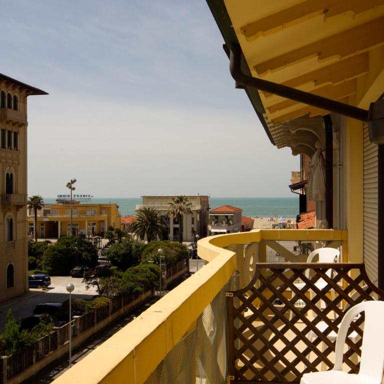 Hotel Playa - Camera Tripla con Balcone e Vista Mare - 9