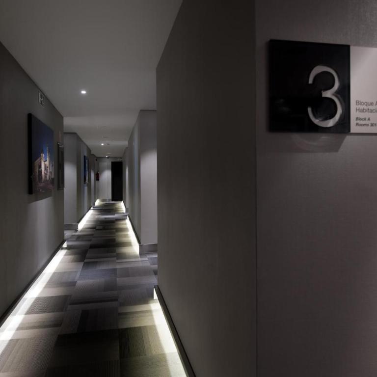 Eurostars Plaza Mayor - Double or Twin Room - 6