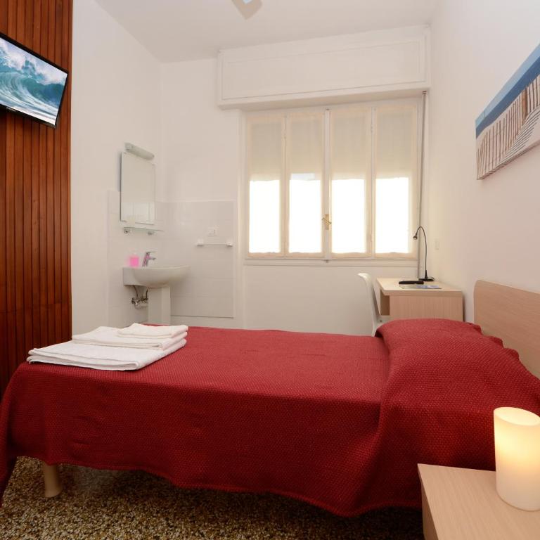 Locanda Marita - Camera Singola con Bagno Privato Esterno - 2