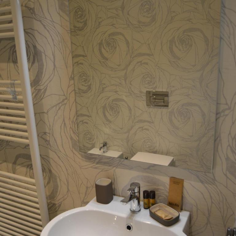 Opera 19 Luxury Apartment - Appartamento con 2 Camere da Letto - 25