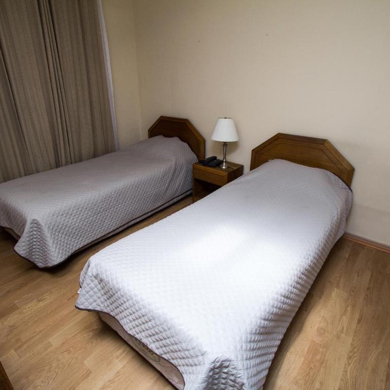 Hotel Quitor - Twin Room - 3