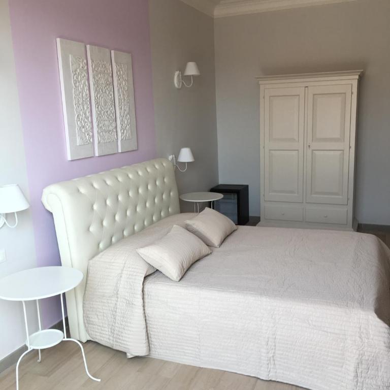 Simonetta's Rooms - Camera Tripla Comfort - 1