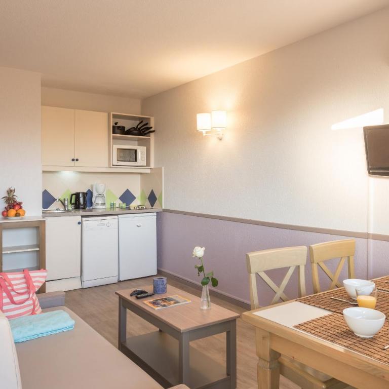 Résidence Pierre & Vacances La Rostagne - Studio with Sleeping Alcove and Air Conditioning (4 People) - 1