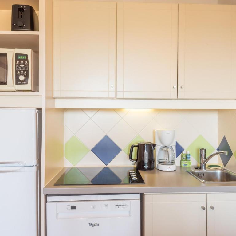 Résidence Pierre & Vacances La Rostagne - One-Bedroom Apartment with Sleeping Alcove and Air Conditioning (6 People) - Sea View - 6