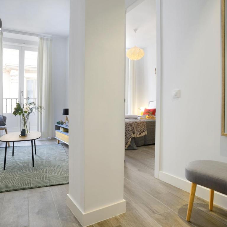 nQn Aparts & Suites Madrid - Apartamento con balcón - 14