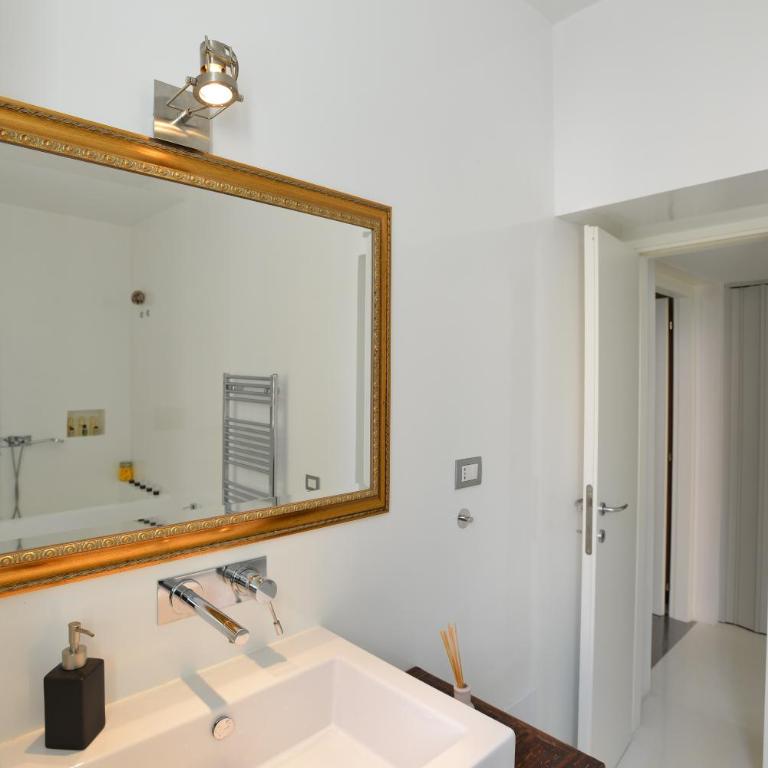 IzzHome Light - Appartamento Deluxe - 26