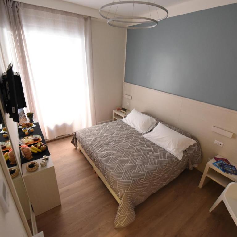 Nicola's Luxury Rooms - Camera Quadrupla con Bagno Privato - 4