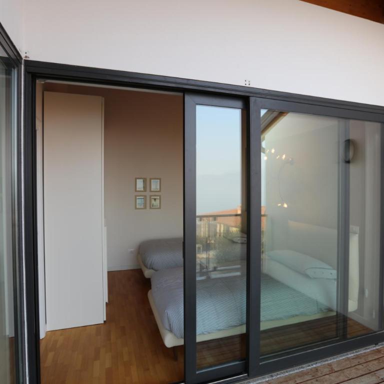 Casa Vigole - Two-Bedroom House with Balcony and Lake View - 33