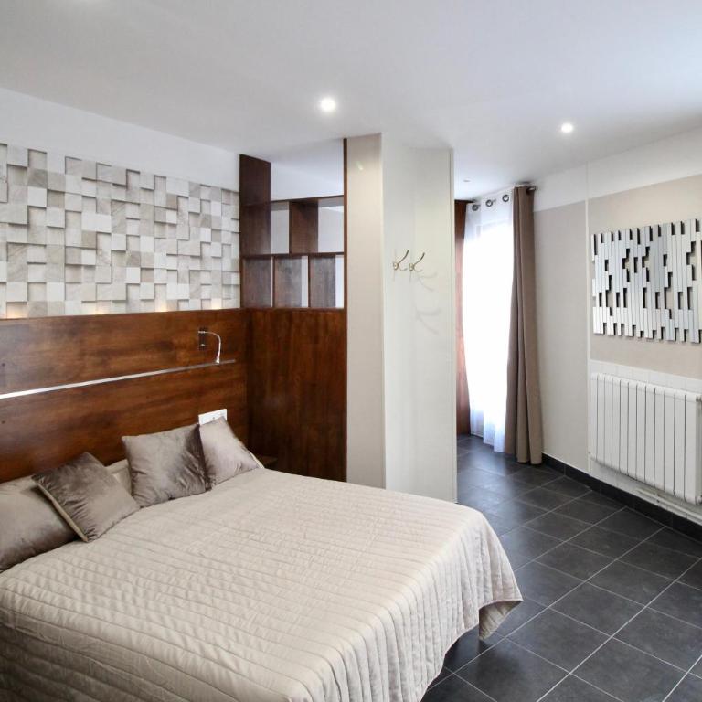 Hotel des Pyrénées - Chambre Double - 14