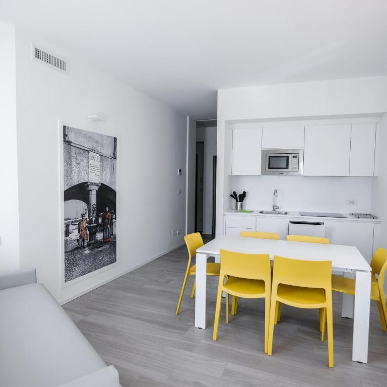 Bertamini Apartments - Apartment mit 2 Schlafzimmern, Terrasse und Seeblick - 9