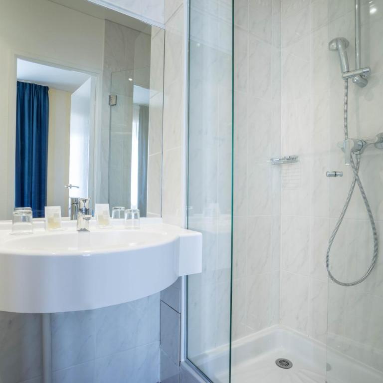 Hotel Delambre - Superior Double Room - 9