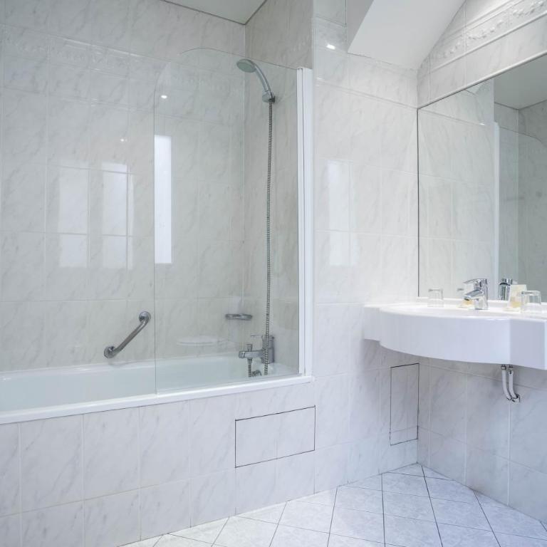 Hotel Delambre - Superior Twin Room - 3