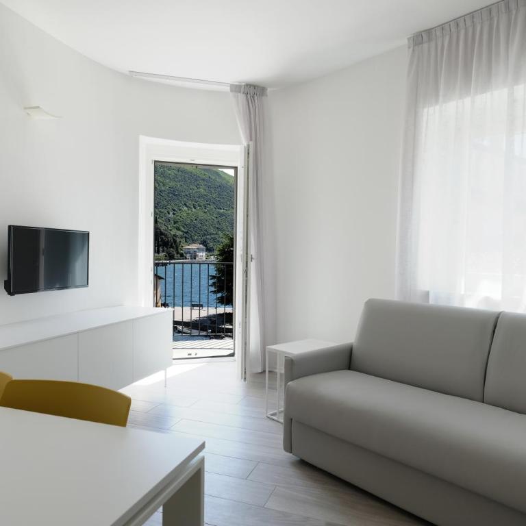 Bertamini Apartments - Apartment mit 2 Schlafzimmern, Terrasse und Seeblick - 8