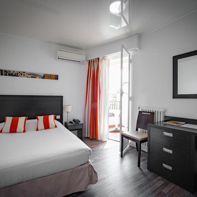 Hôtel Comté de Nice - Petite Chambre Double - 2