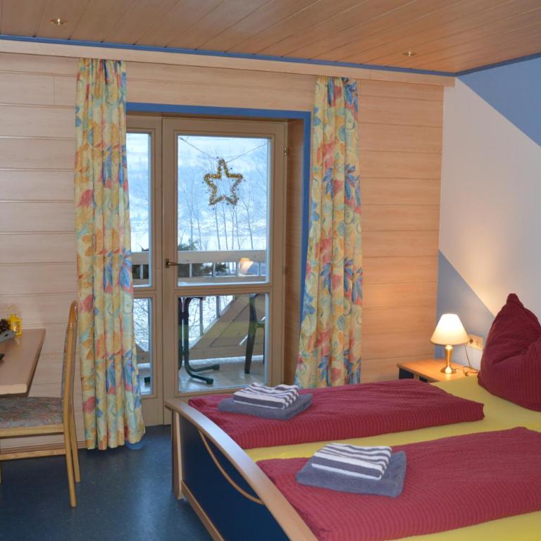 Casa Montana - Double Room with Balcony - 1