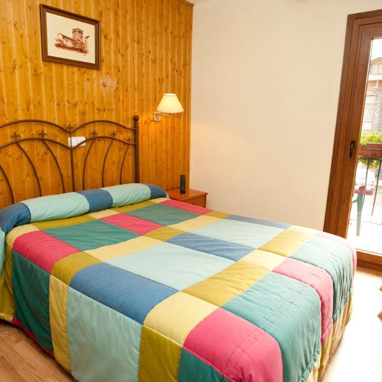 Hotel Llibrada - Habitación Doble - 1 o 2 camas - 2