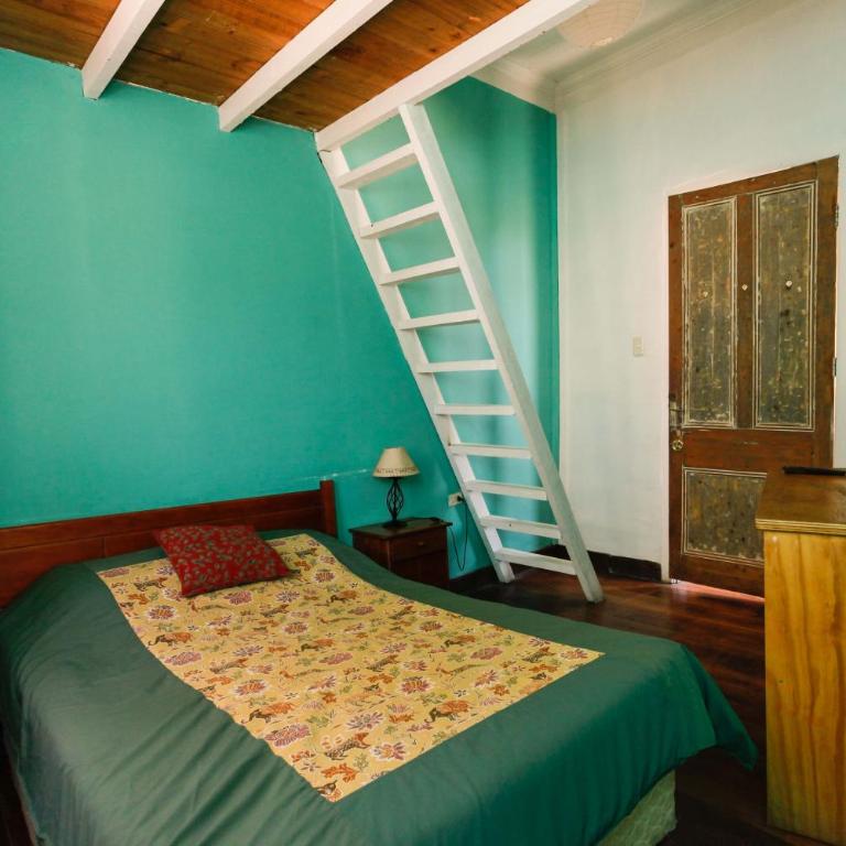 Hostal Casa Verde Limón - Habitación Doble con baño compartido - 4