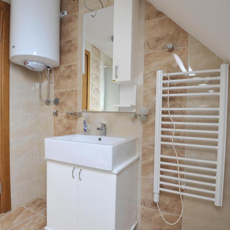 Dobricin Konak Apartmani - Penthouse Apartment - 6