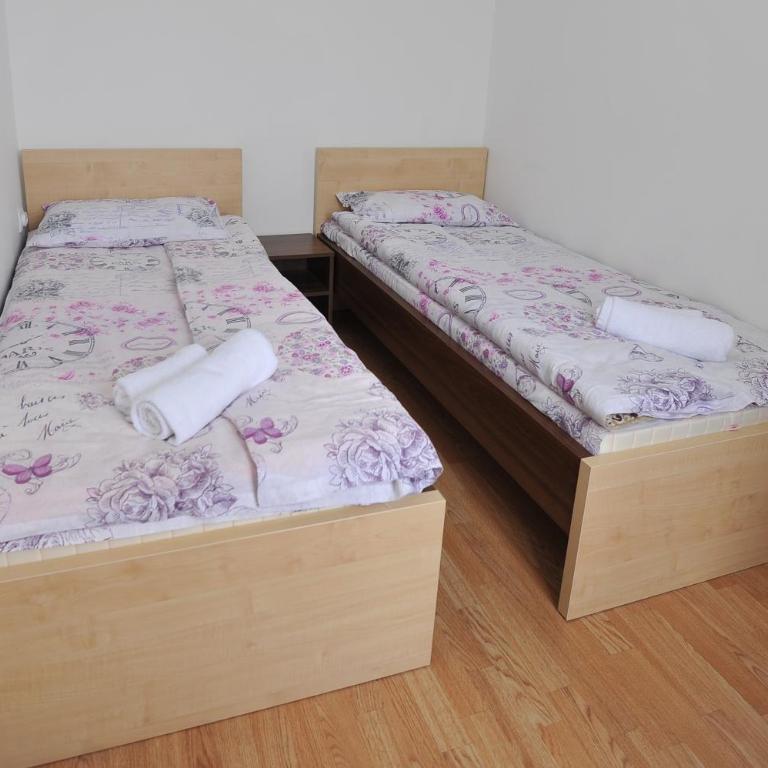 Dobricin Konak Apartmani - Two-Bedroom Apartment - 2