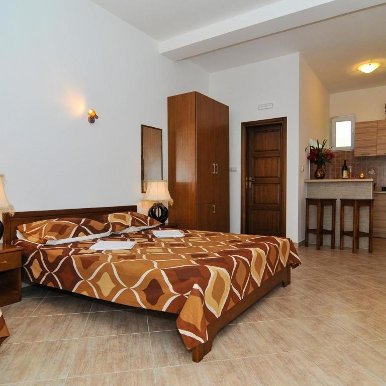 Apartments Samardžić - Studio with Terrace (2 Adults) - 3